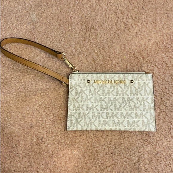 Michael Kors Handbags - Wallet/Wristlet Michael Kors Handbags - Wallet/Wristlet